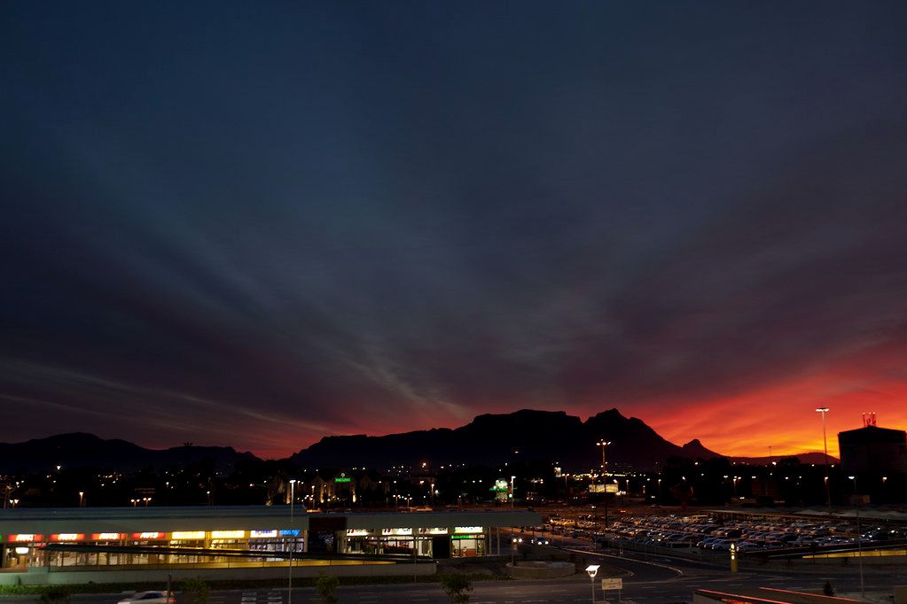 Airport transfers with Cape Noir