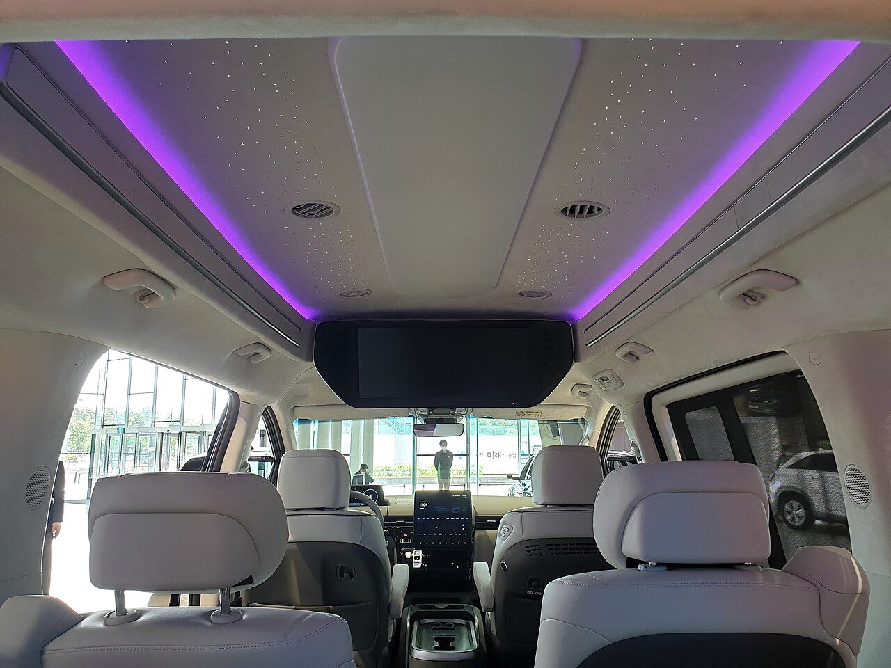Hyundai Staria lounge interior